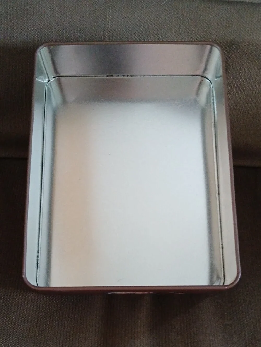 Fossil Retro Geometric Tablet Tin in Orange, Blue, Brown & Cream With Lid 6x5x2